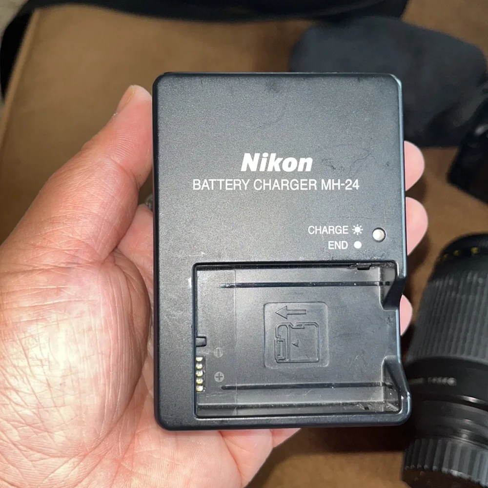 Nikon D5100 Digital Bundle